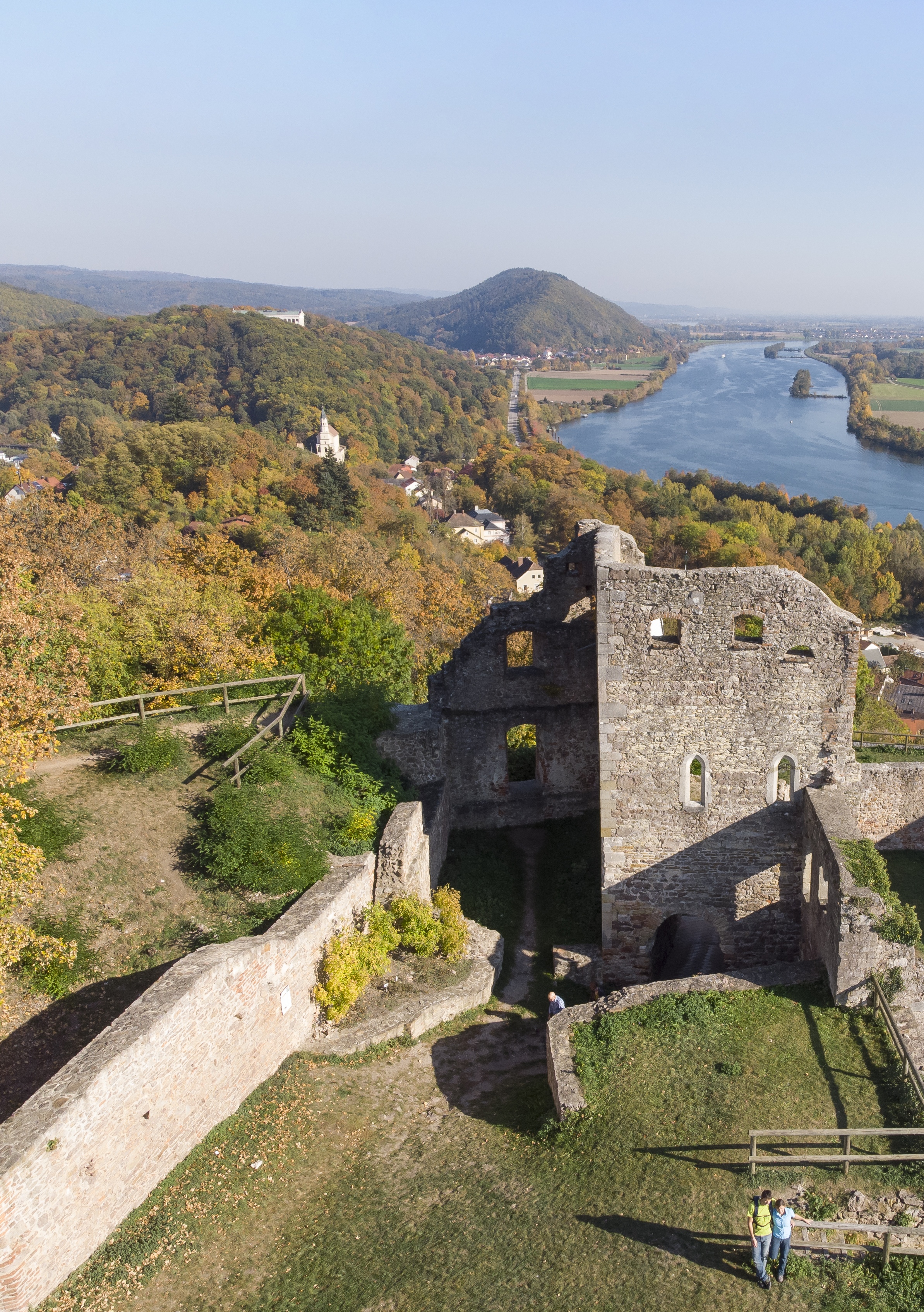 Burg Donaustauf Herbst Luftaufnahme